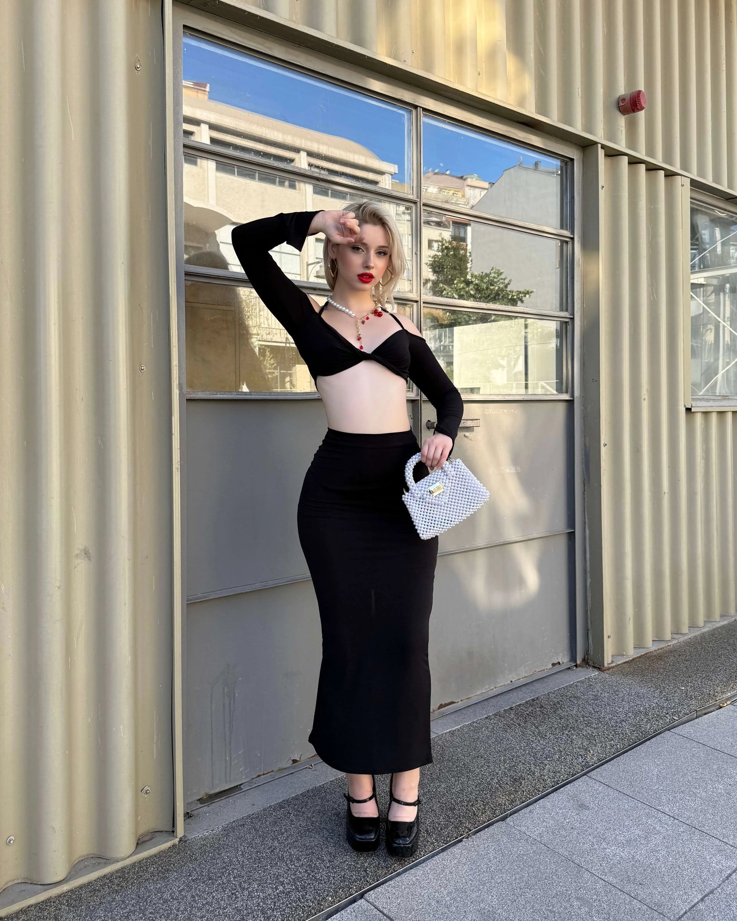 FLUNKERT BLACK FRONT GATHERED CROP SKIRT SUIT
