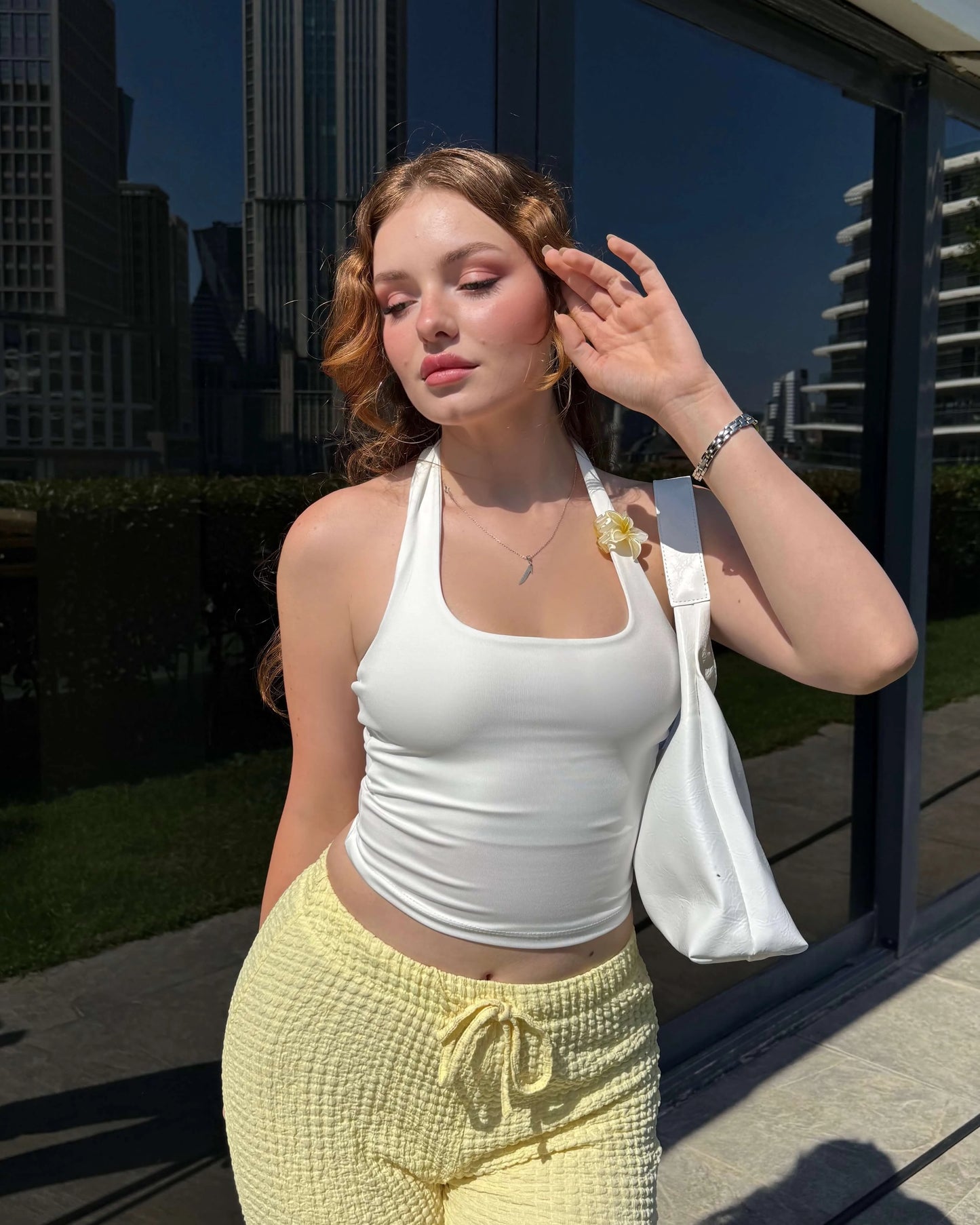 VADEIT POWDER THROUGH THE NECK CROP